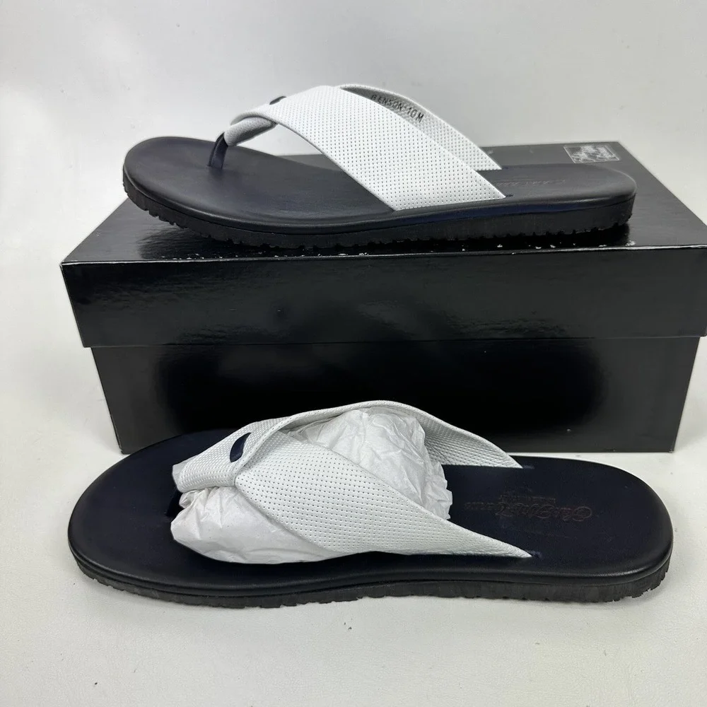Saks Fifth Avenue thong sandals flip-flops Benson men's size 10 white‎ black